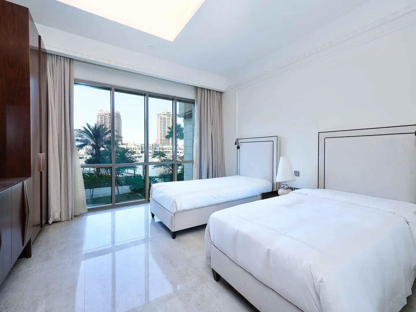 Spacious room with two single beds