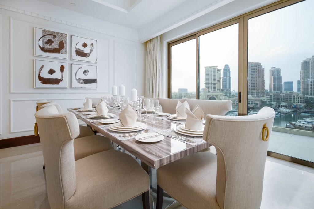Exquisite Royal Penthouse With Stunning Marina View