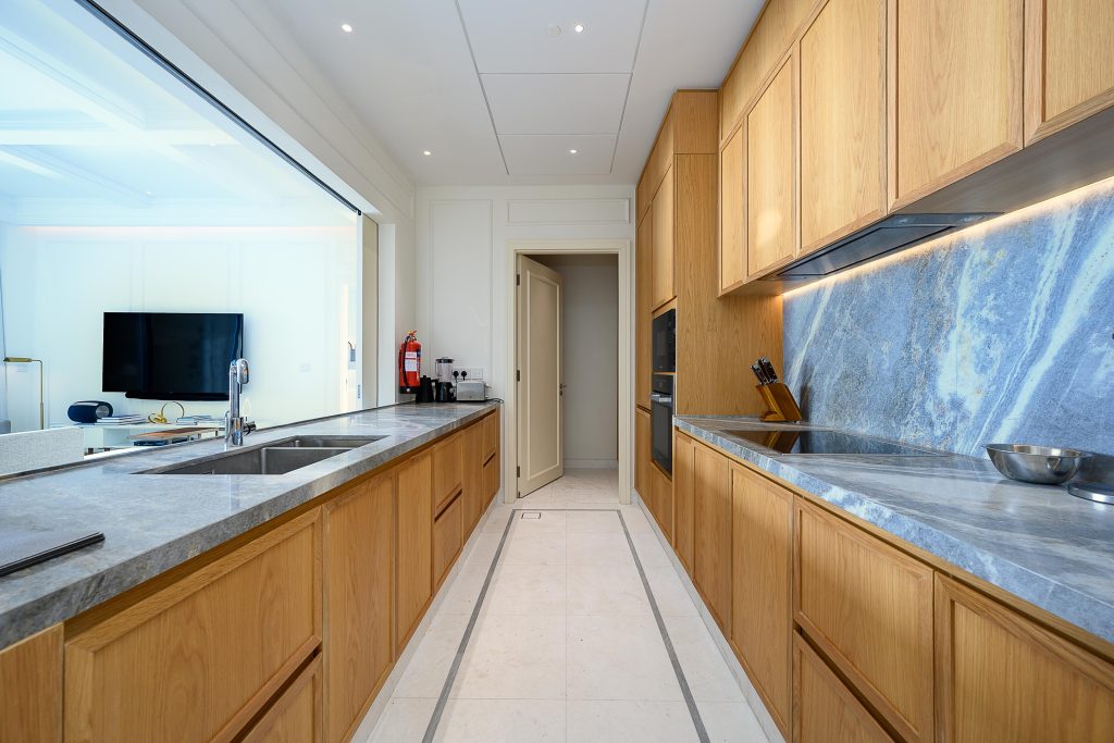 Luxury 2-Bedroom Residence with Sea Views at Four Seasons The Pearl-Qatar