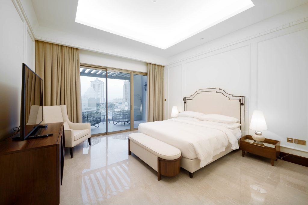 Exquisite 3-Bedroom Penthouse at The St. Regis Marsa Arabia Island, The Pearl – Qatar