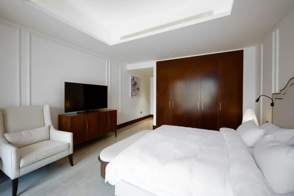 Fully Furnished 1-Bedroom Townhouse for Rent at The St. Regis Residences
