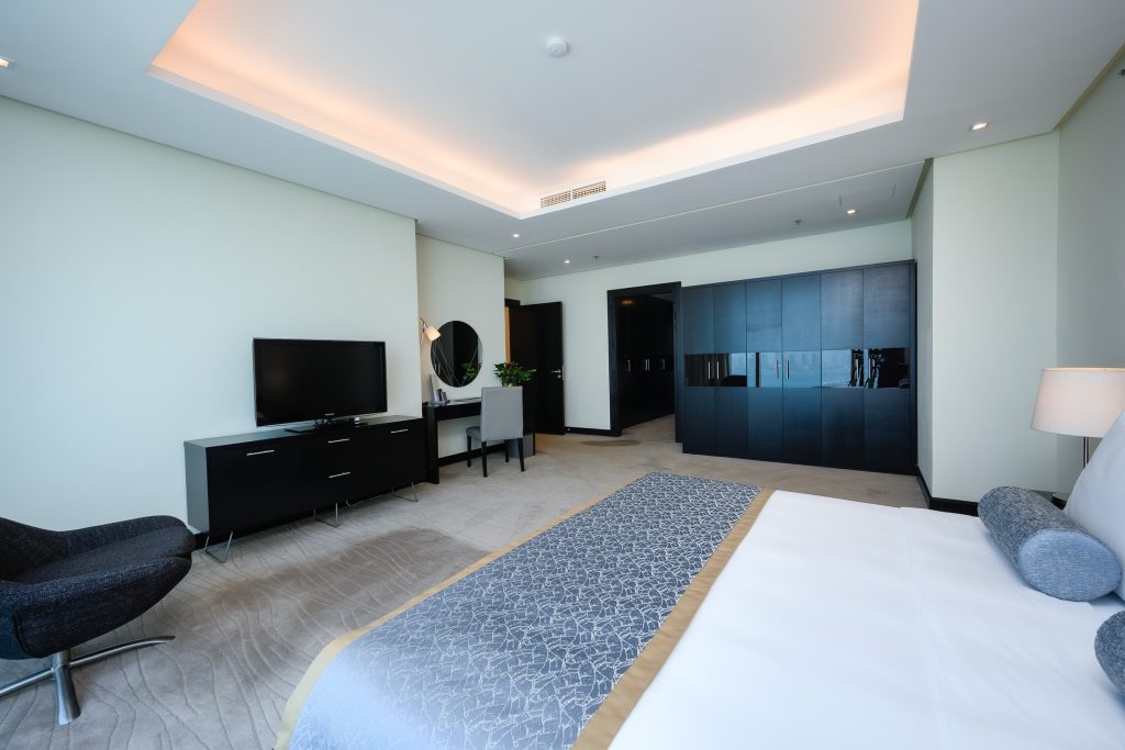 Spacious 2-Bedroom Apartment with Panoramic Views | Kempinski Residences and Suites Doha